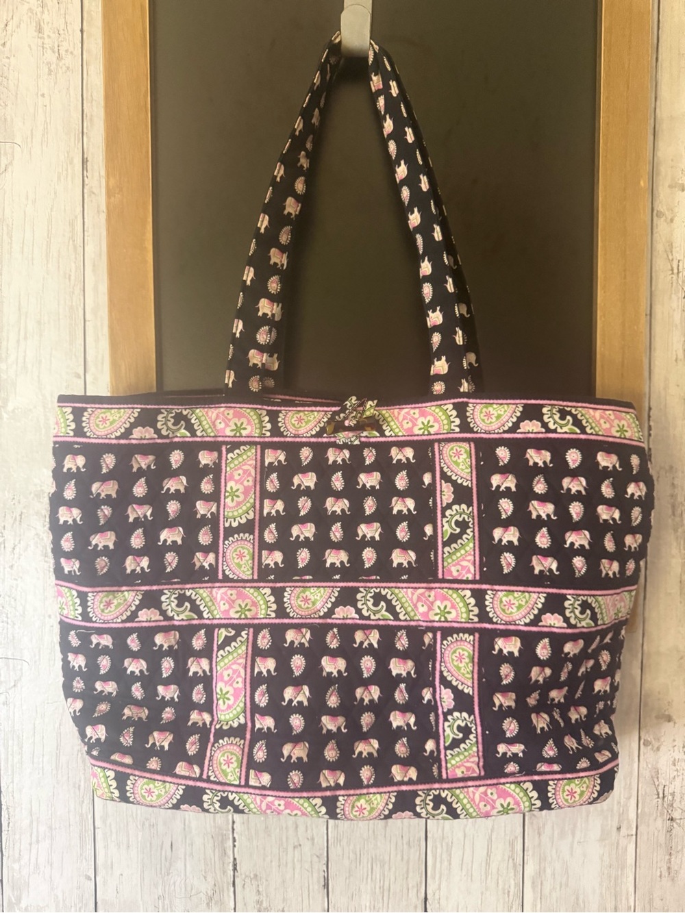 Vera Bradley Pink Elephants Medium Tic Tac Tote Bag RARE RETIRED PRINT